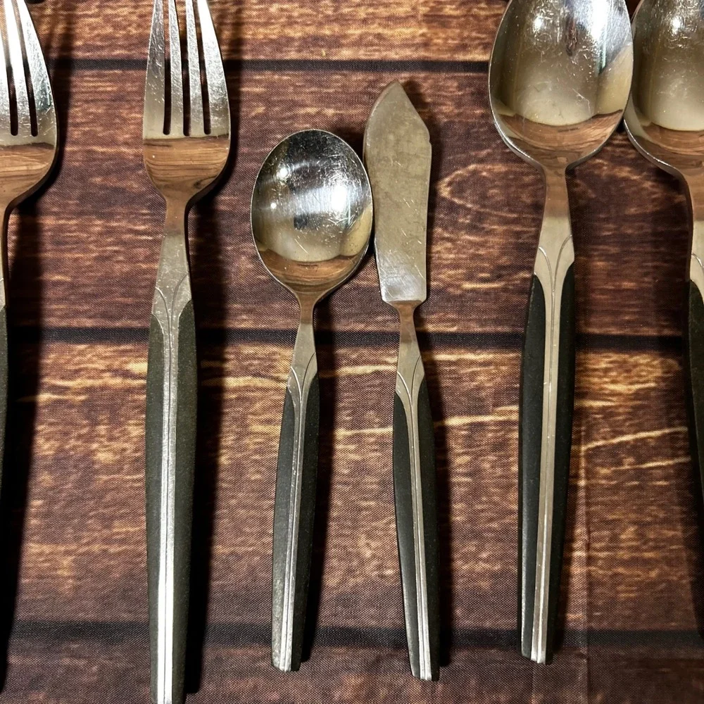 Cosmos Prod Co 1961 Vintage MCM Stainless Flatware 50pc Black Resin Silver Japan